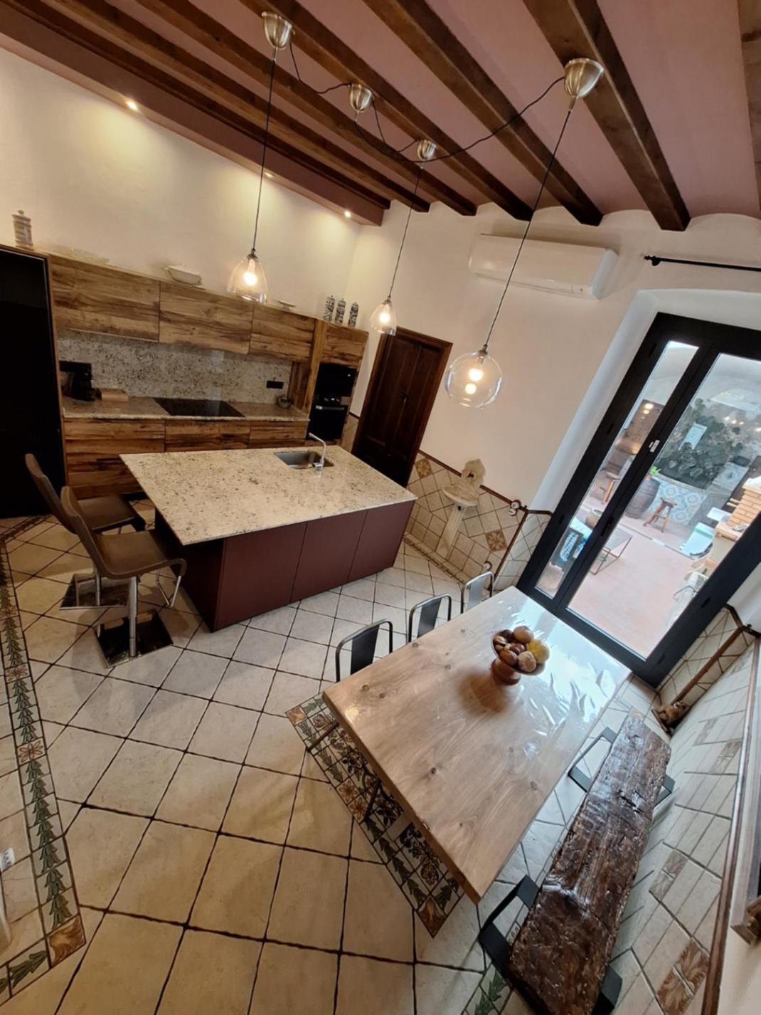 Marina Vila House 马斯诺 外观 照片